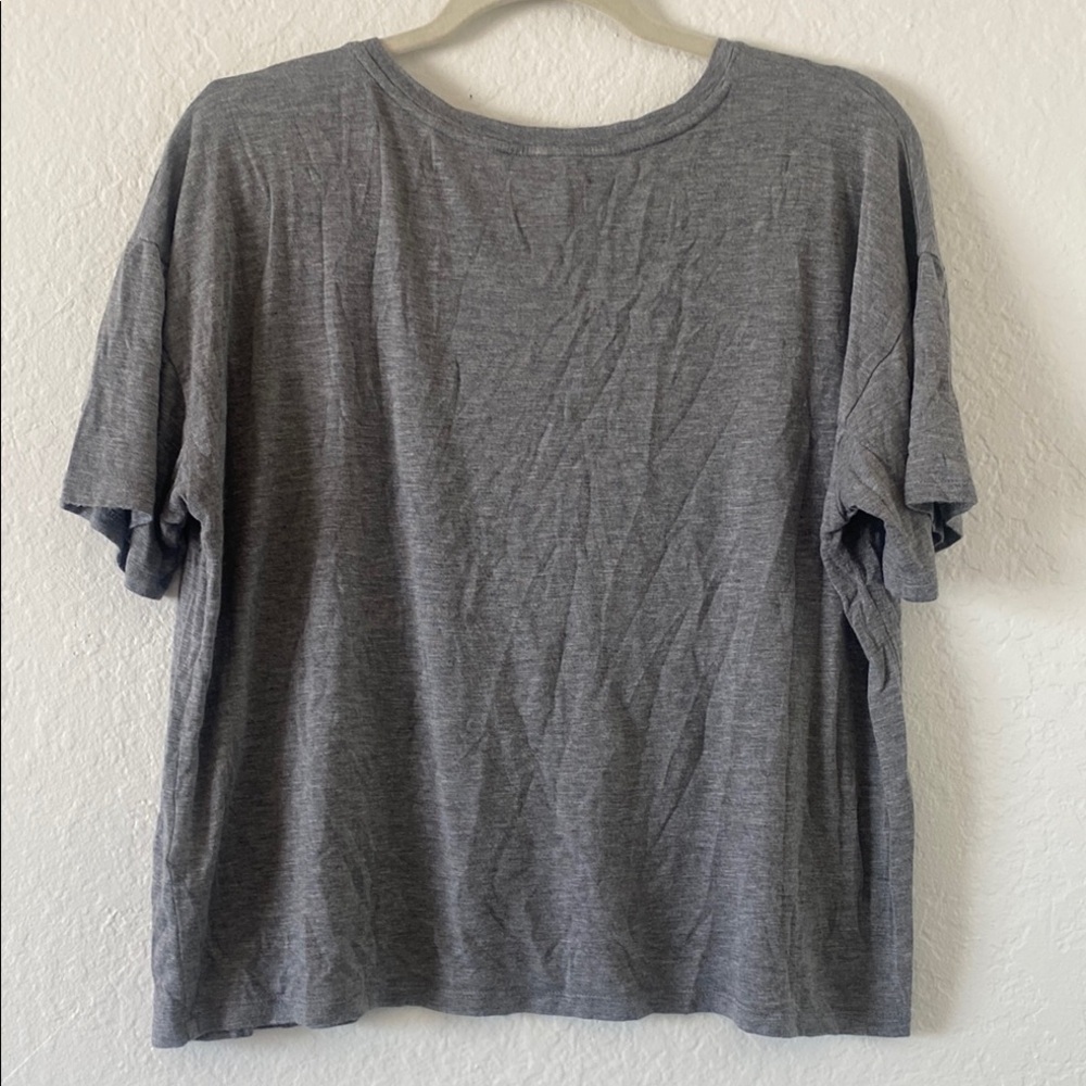 Bundle Gray and Blue Floral Women Tops Size L - Picture 5 of 7